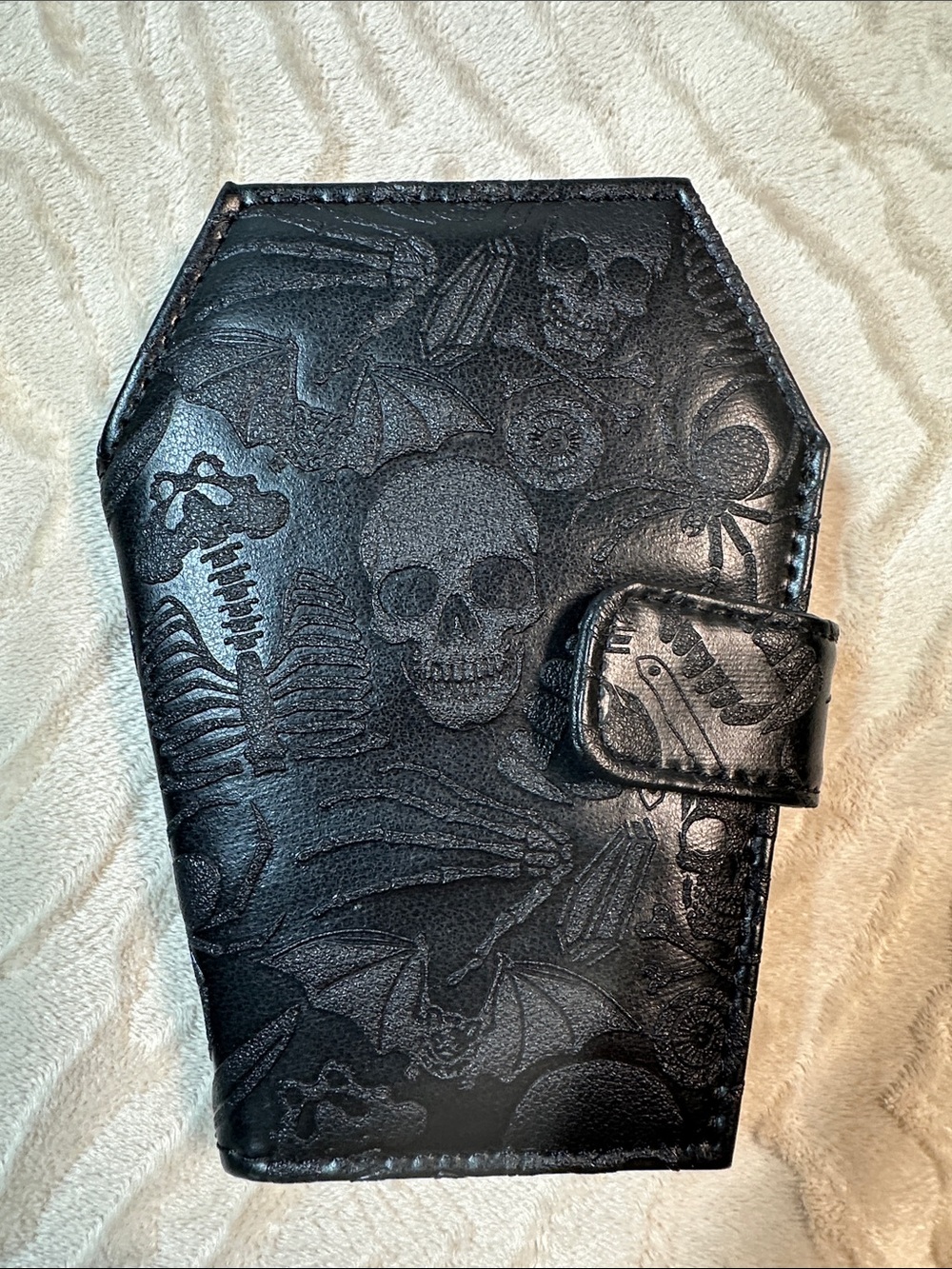 NWOT! Kreepsville Coffin Wallet